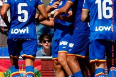 英超赛季：利物浦不败纪录告破，切尔西失利，豪门齐败动荡争冠格局