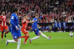 欧冠小组赛首战：拉什福德双响助曼联晋级，拜仁丁丁表现平淡黑马爆冷登顶