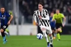 金球奖排名引争议：双冠核心球员排名过低，评审标准再遭质疑